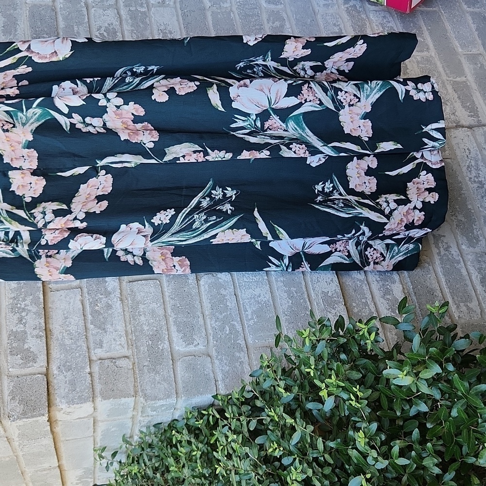 City Chic Jumpsuit Floral Womens Size 20 L Green Pink Flowers - Picture 4 of 13